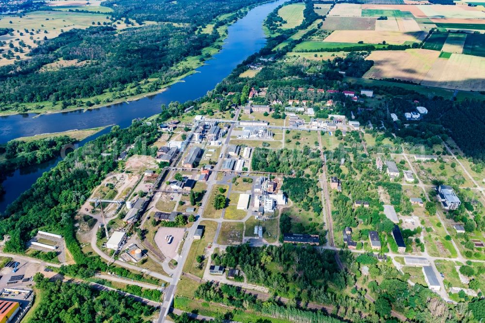 Dessau from the bird's eye view: Industrial and commercial area on the Elbe river in the district Rosslau in Dessau in the state Saxony-Anhalt, Germany