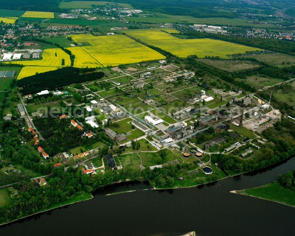 Aerial photograph Rodleben - Industrial and commercial area on the Elbe river in Rosslau in the state Saxony-Anhalt, Germany