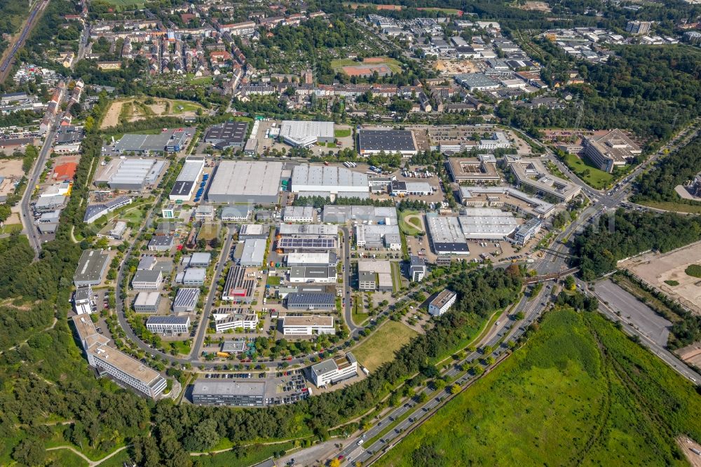 Essen from the bird's eye view: Industrial and commercial area on Bonlerstrasse - Am Lichtbogen in Essen in the state North Rhine-Westphalia, Germany