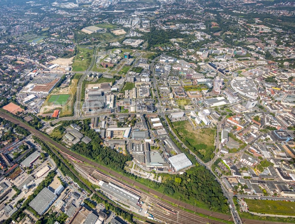 Aerial photograph Essen - Industrial and commercial area with a view of the city center, the Westviertel and the Krupp-Guertel around the Berthold-Beitz-Boulevard in Essen in the state North Rhine-Westphalia, Germany