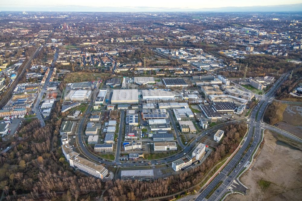 Essen from above - industrial and commercial area on Bonlerstrasse - Am Lichtbogen in Essen at Ruhrgebiet in the state North Rhine-Westphalia, Germany