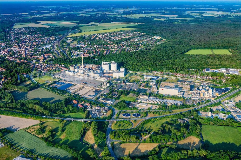 Aerial photograph Uelzen - Industrial and commercial area on Fluss of Ilmenau on street Bremer Strasse in Uelzen in the state Lower Saxony, Germany