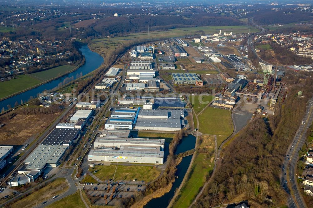 Aerial image Hattingen - Industrial and commercial area Gewerbe- und Landschaftspark Heinrichshuette on the riverbank of the Ruhr in Hattingen in the state of North Rhine-Westphalia