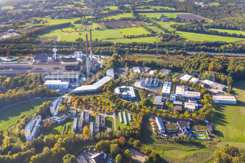 Gladbeck from the bird's eye view: industrial and commercial area Am Wiesenbusch in Gladbeck at Ruhrgebiet in the state North Rhine-Westphalia, Germany