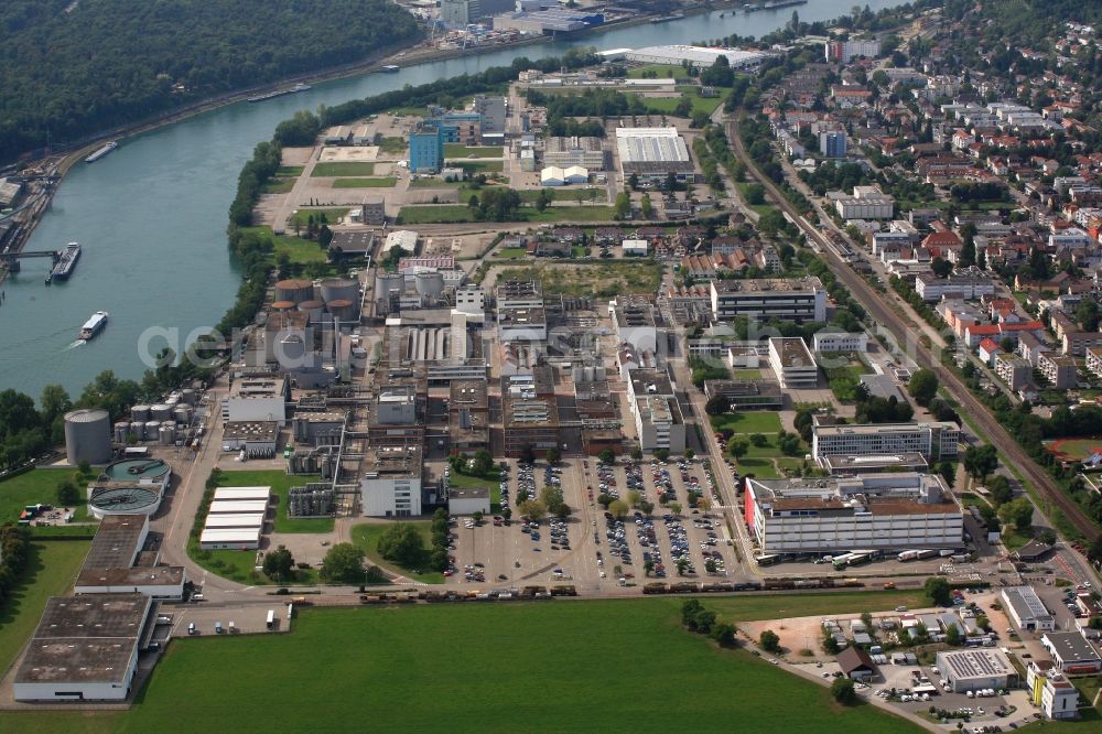 Grenzach-Wyhlen from the bird's eye view: Industrial and commercial area of the companies Roche, BASF and DSM Nutritional Products in Grenzach-Wyhlen in the state Baden-Wuerttemberg, Germany