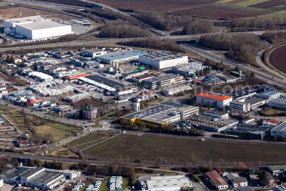 Aerial photograph Gärtringen - Industrial and commercial area on B14 in Gaertringen in the state Baden-Wuerttemberg, Germany