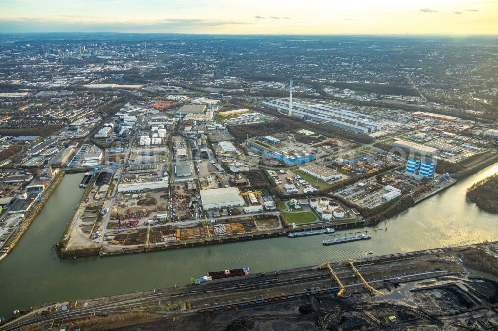 Essen from above - industrial and commercial area at the docks of the inland port on the banks of the Rhine-Herne Canal in Essen at Ruhrgebiet in the state North Rhine-Westphalia