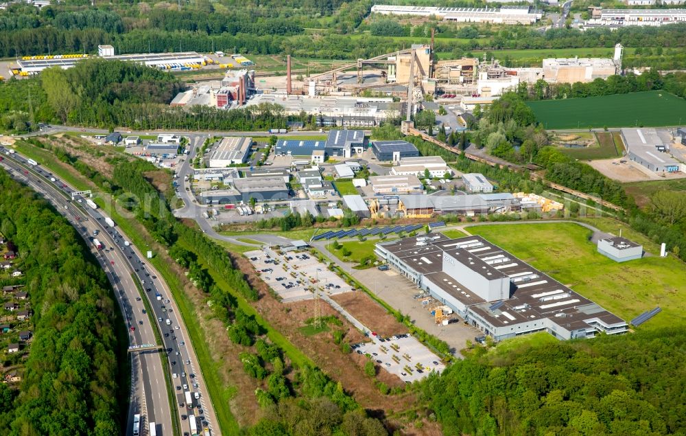 Aerial photograph Hagen - Industrial and commercial area Oelmuehlenbach with Kostal Industrie Elektrik GmbH at Dolomitstreet in Hagen in the state North Rhine-Westphalia