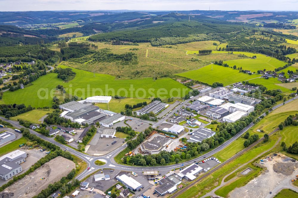 Aerial photograph Erndtebrück - Industrial and commercial area Hauptstrasse - Jaegersgrund in the district Leimstruth in Erndtebrueck on Siegerland in the state North Rhine-Westphalia, Germany