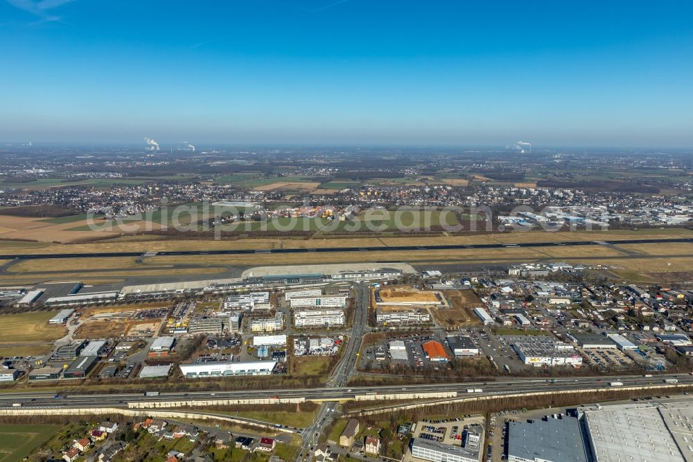 Aerial photograph Holzwickede - Industrial and commercial area along the Nordstrasse - Chaussee on Flughafen Dortmund in Holzwickede in the state North Rhine-Westphalia, Germany