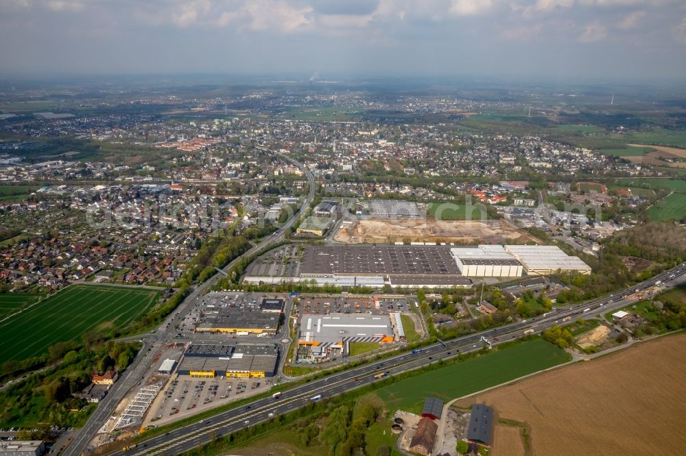 Aerial photograph Kamen - Industrial and commercial area along the Unnaer Strasse in Kamen in the state North Rhine-Westphalia, Germany