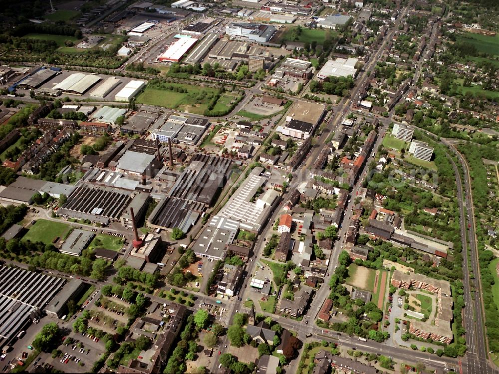 Krefeld from the bird's eye view: Industrial and commercial area in Krefeld in the state North Rhine-Westphalia