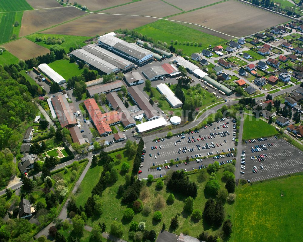 Lindenstruth from the bird's eye view: Industrial and commercial area in Lindenstruth in the state Hesse, Germany