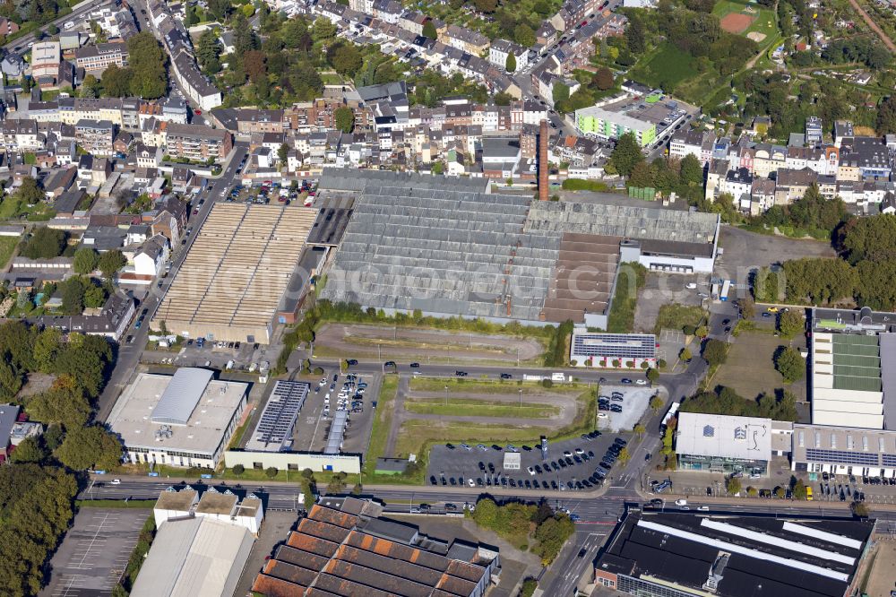 Aerial image Mönchengladbach - Industrial and commercial area on Rudolfstrasse in Moenchengladbach in the state of North Rhine-Westphalia, Germany