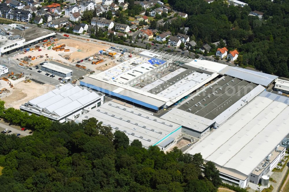 Obertshausen from the bird's eye view: Industrial and commercial area between of Burgstrasse and of Badstrasse in Obertshausen in the state Hesse, Germany