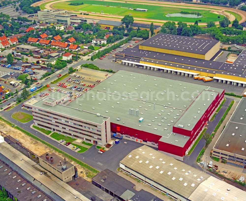 Aerial photograph Berlin - Industrial and commercial area along the Untertuerkheimer Strasse in the district Marienfelde in Berlin, Germany