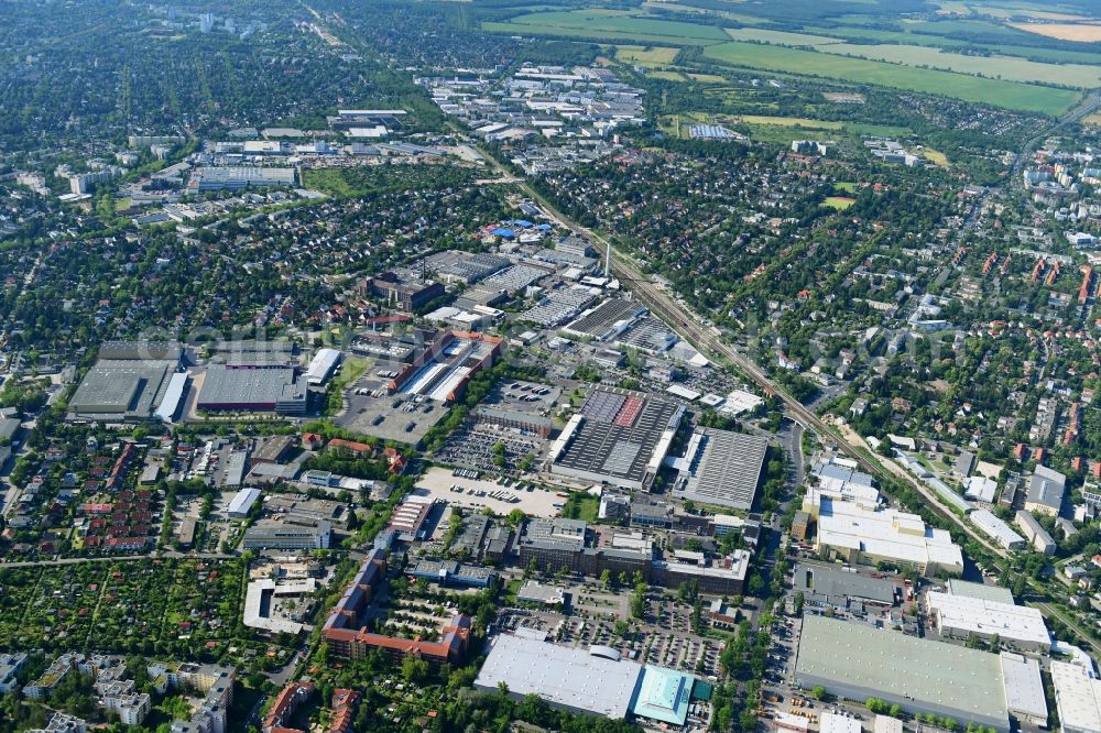 Berlin from the bird's eye view: Industrial and commercial area along the Daimlerstrasse in the district Marienfelde in Berlin, Germany