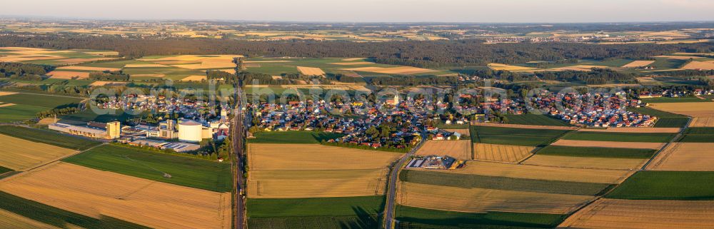 Aerial photograph Sünching - Industrial and commercial area Suedstaerke factory on street Fabrikstrasse in Suenching in the state Bavaria, Germany