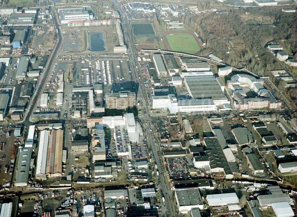 Aerial image Berlin - Lichtenberg - Industrie - und Gewerbegebiet an der Siegfriedstraße in Berlin - Lichtenberg.