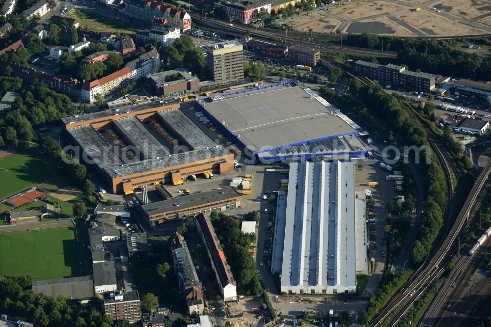 Aerial image Hamburg - Industrial and commercial area in the district Altona-Nord in Hamburg in Germany. In this picture there is the Briefzentrum Hamburg Zentrum, the METRO Hamburg-Altona and the DHL-Depot