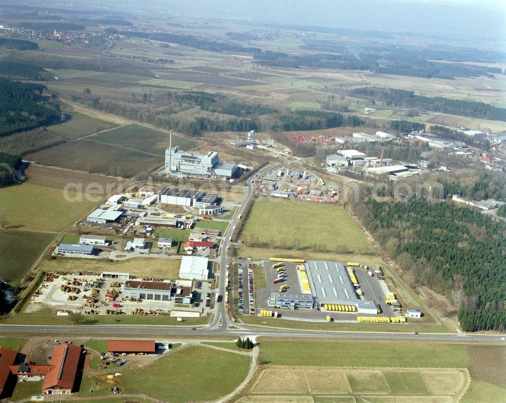 Weißenhorn from the bird's eye view: Industrial and commercial area Suedlicher Eschach in Weissenhorn in the state Bavaria, Germany