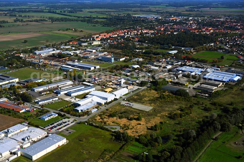 Salzwedel from the bird's eye view: Industrial and commercial area on Wustrower Strasse - Zum Bartelskamp in Salzwedel in the state Saxony-Anhalt, Germany