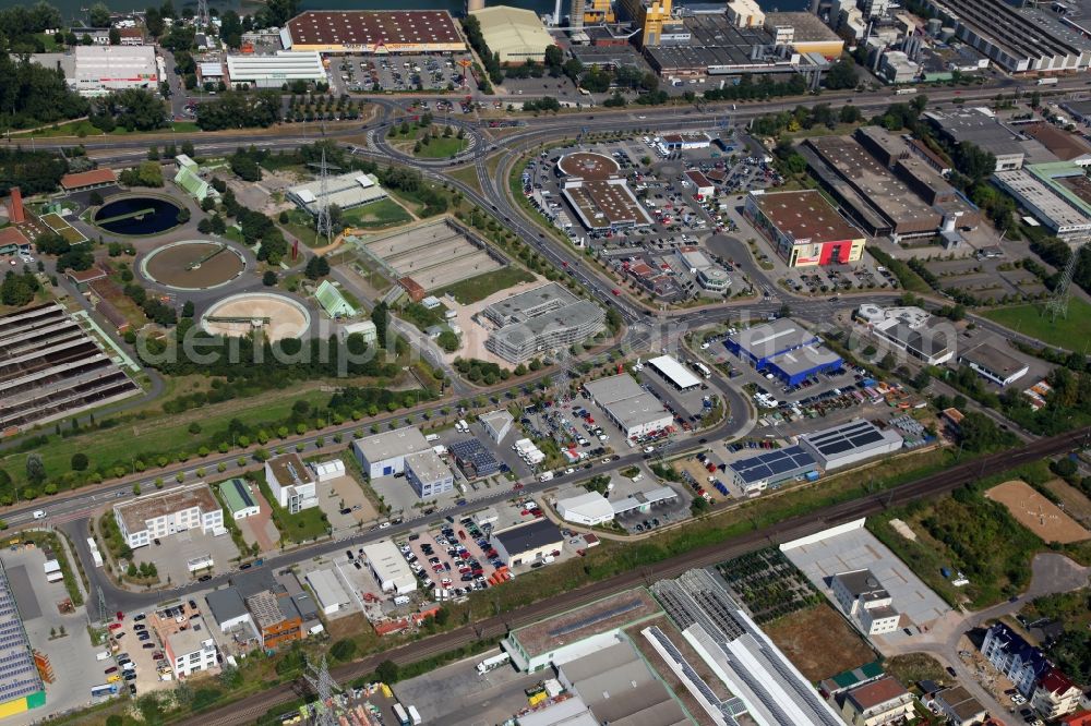 Aerial image Mainz - Industrial and commercial area and central sewage treatment plant Mainz, Mainz in Rhineland-Palatinate