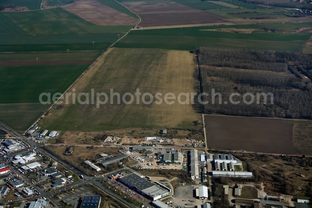 Aerial photograph Aschersleben - Industrial and commercial areas on the airfield of Aschersleben in Saxony-Anhalt