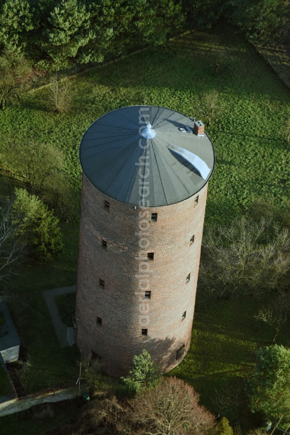 Frankfurt (Oder) from the bird's eye view: Building of industrial monument Friedensturm - water tower in Frankfurt (Oder) in the state Brandenburg