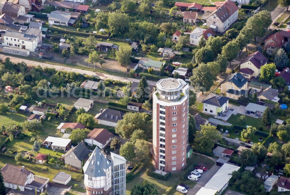 Fürstenwalde/Spree from the bird's eye view: Building of industrial monument water tower in Fuerstenwalde/Spree in the state Brandenburg