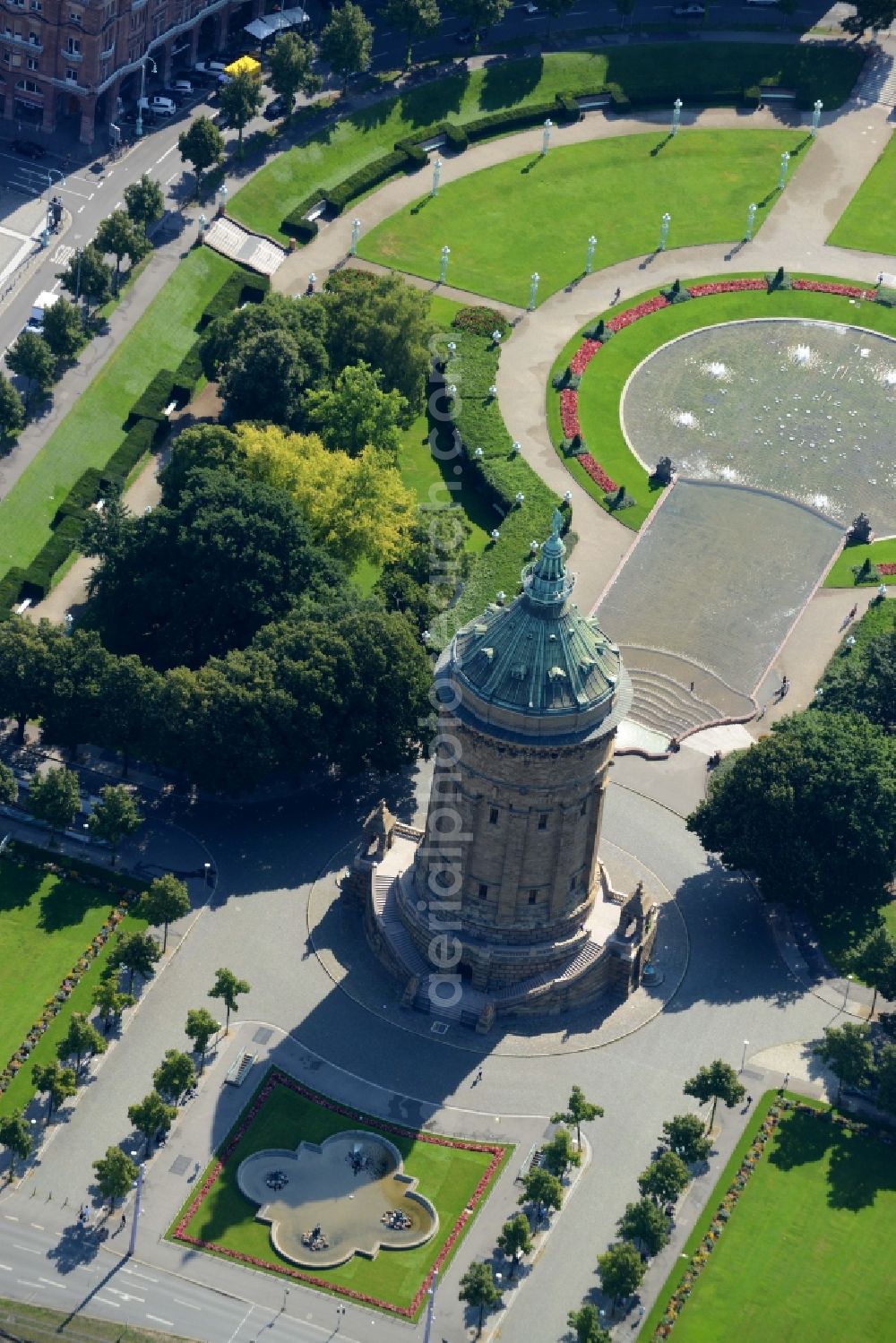 Aerial image Mannheim - Building of industrial monument water tower on place Friedrichsplatz in Mannheim in the state Baden-Wuerttemberg