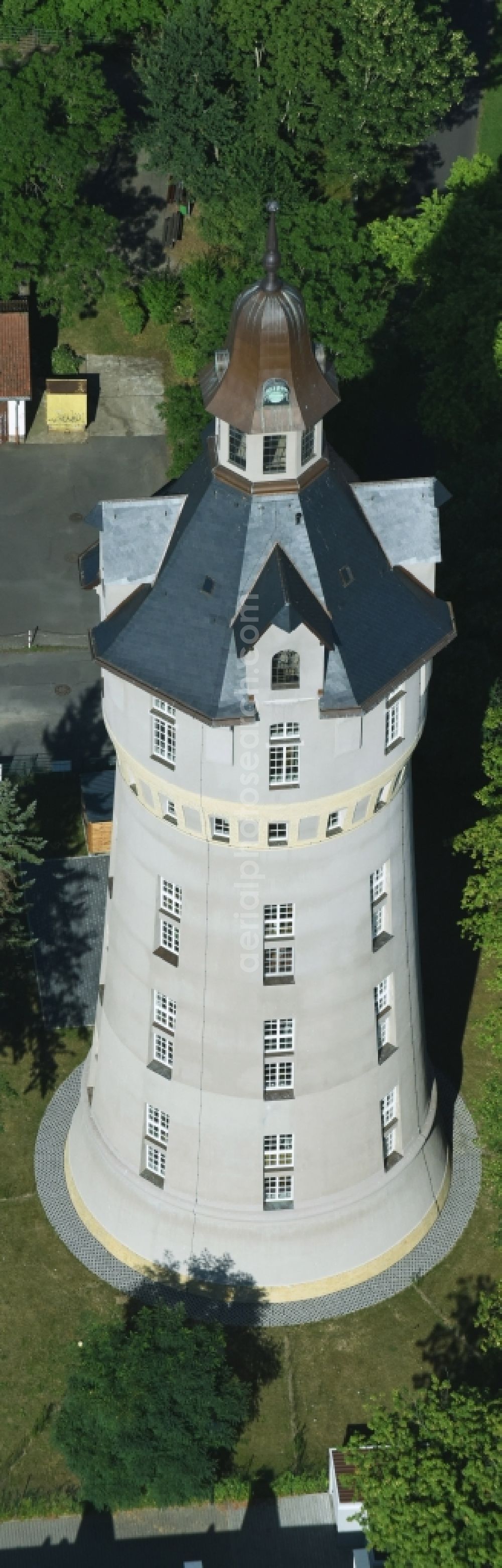 Markkleeberg from the bird's eye view: Building of industrial monument water tower in Markkleeberg in the state Saxony