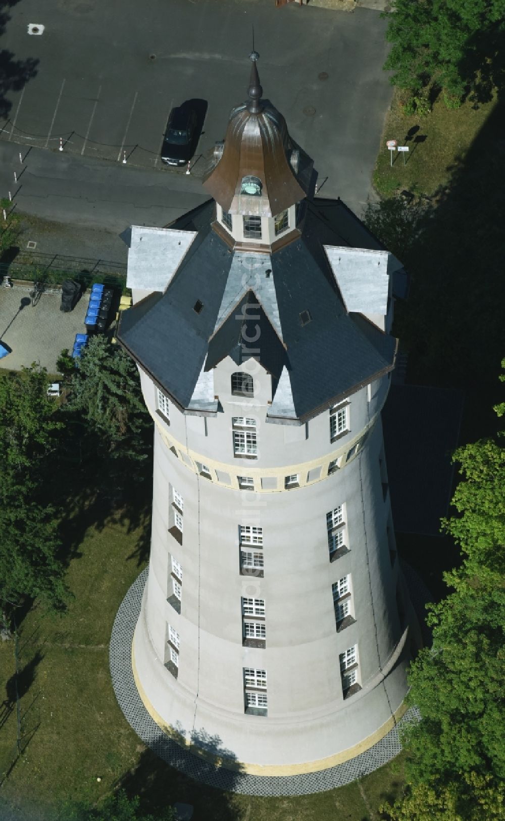 Aerial photograph Markkleeberg - Building of industrial monument water tower in Markkleeberg in the state Saxony