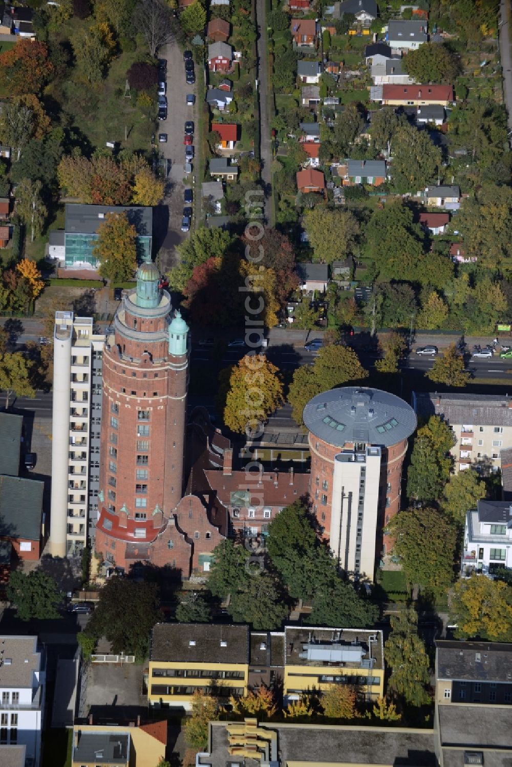 Aerial photograph Berlin - Building of industrial monument water tower on Spandauer Damm in Berlin in Germany