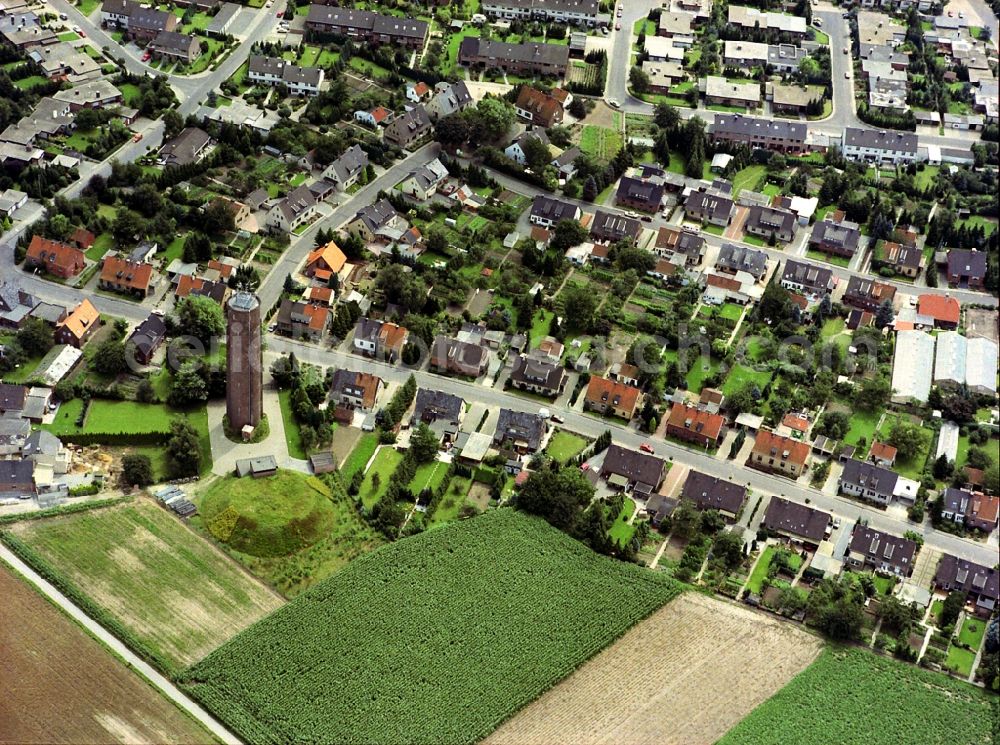 Straelen from the bird's eye view: Building of industrial monument water tower in Straelen in the state North Rhine-Westphalia