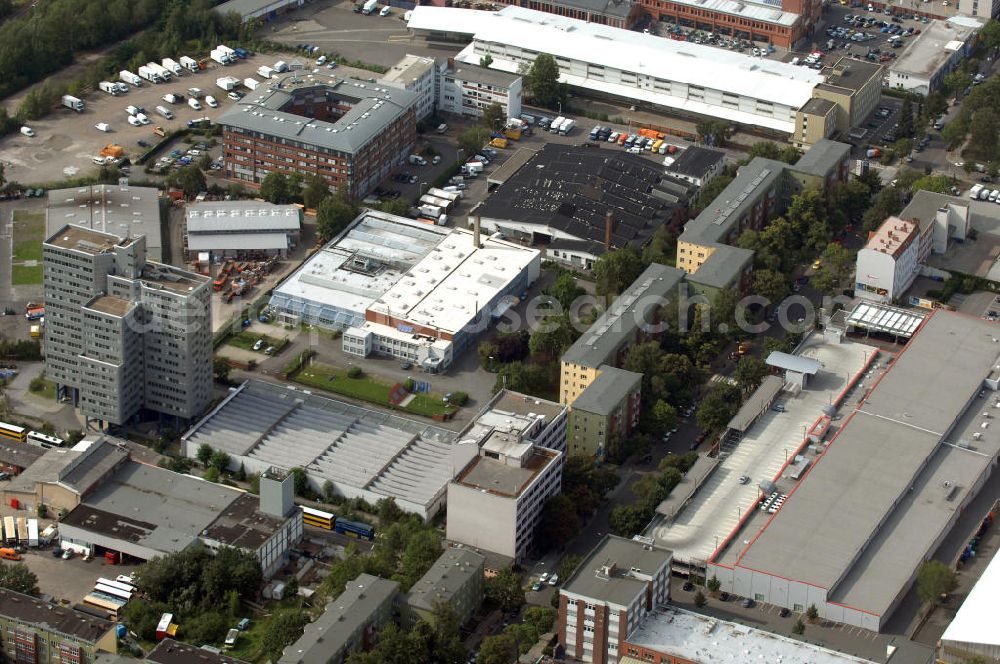 Aerial image Berlin - Blick auf das Industriegebiet an der Bessemerstraße , Eythstraße in Berlin-Tempelhof. Eine Immobilie der HVB Immobilien AG.