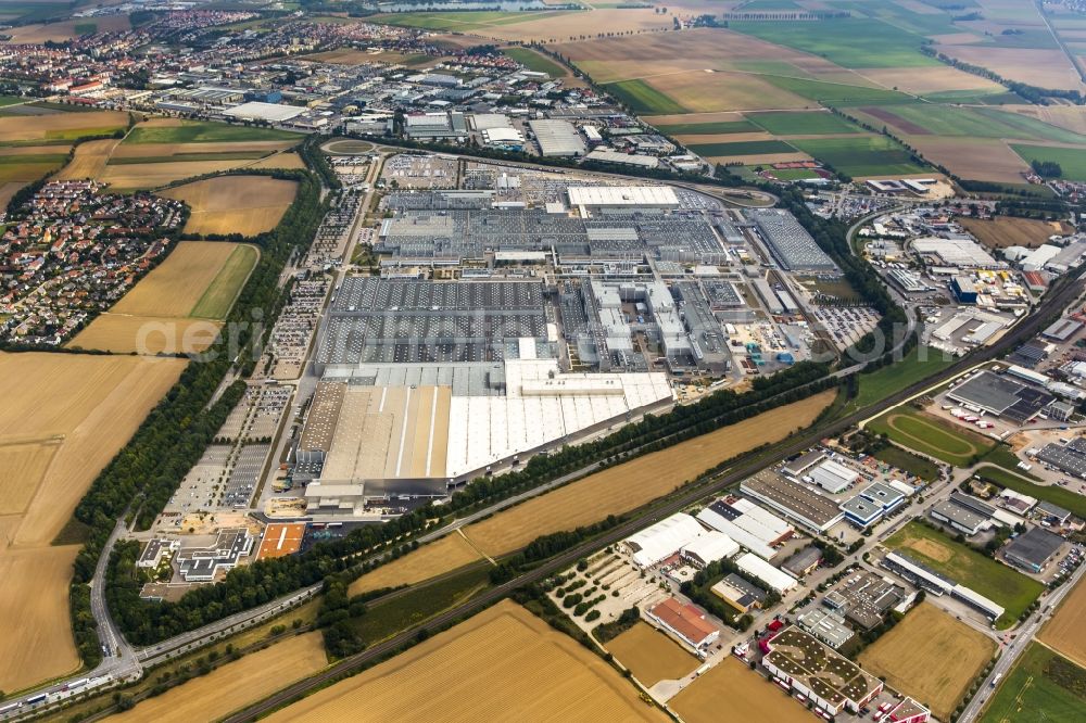 Aerial photograph Regensburg - Industrial area of the BMW - automotive plant in Regensburg in Bavaria