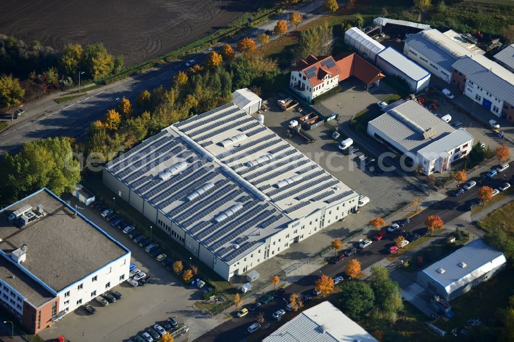 Aerial photograph Berlin - View of the industrial area of Darßer bow in Berlin Weissensee. In the picture, the building of the service center BZW