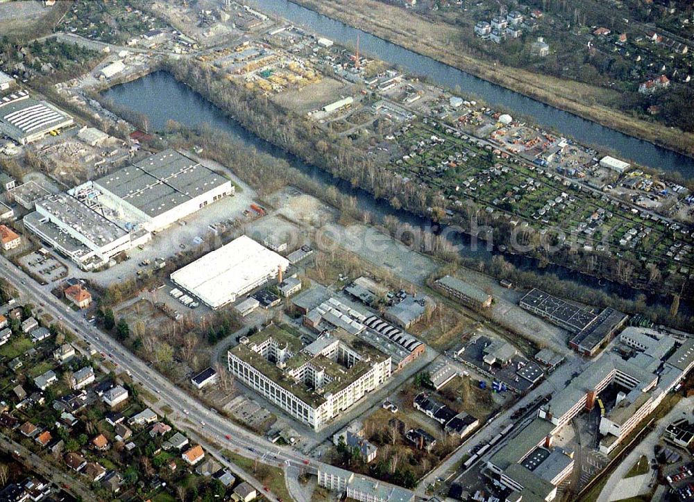 Aerial image Berlin - Lichterfelde - Industriegebiet an der Goerzallee in Berlin - Lichterfelde.