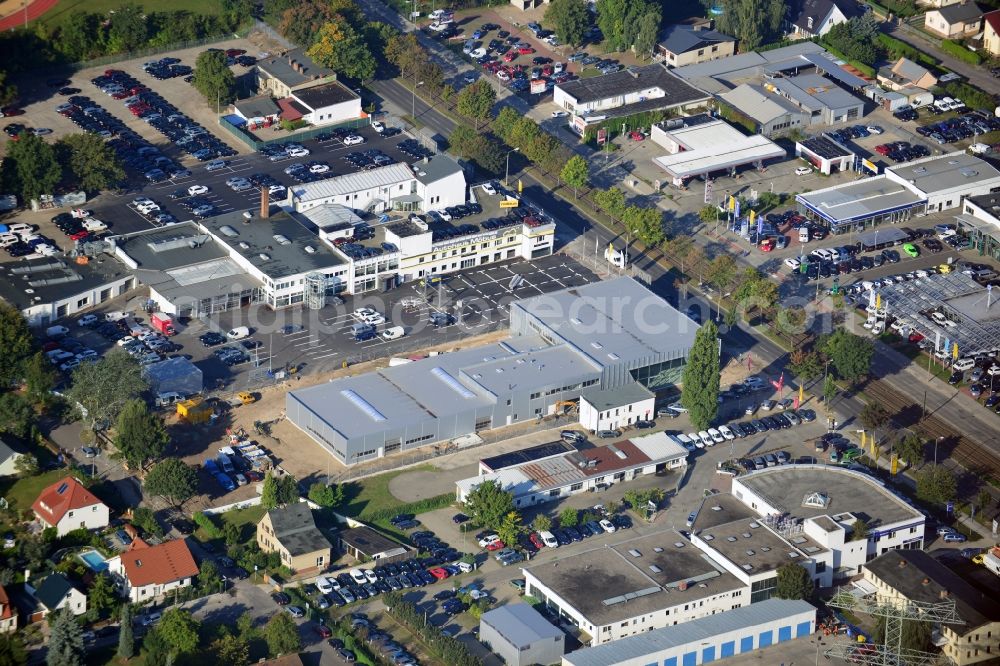 Berlin from above - View at the möbus - group area Hansastraße in the district Weissensee in Berlin. Here are among others several car dealers, workshops and an inspection workshop of the DEKRA located