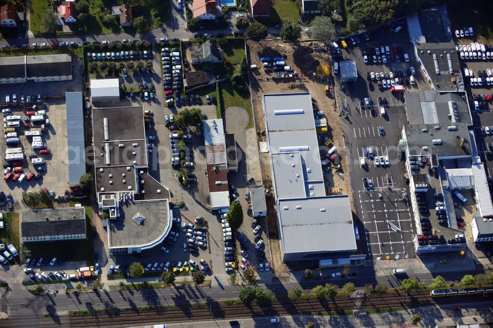 Berlin from above - View at the möbus - group area Hansastraße in the district Weissensee in Berlin. Here are among others several car dealers, workshops and an inspection workshop of the DEKRA located