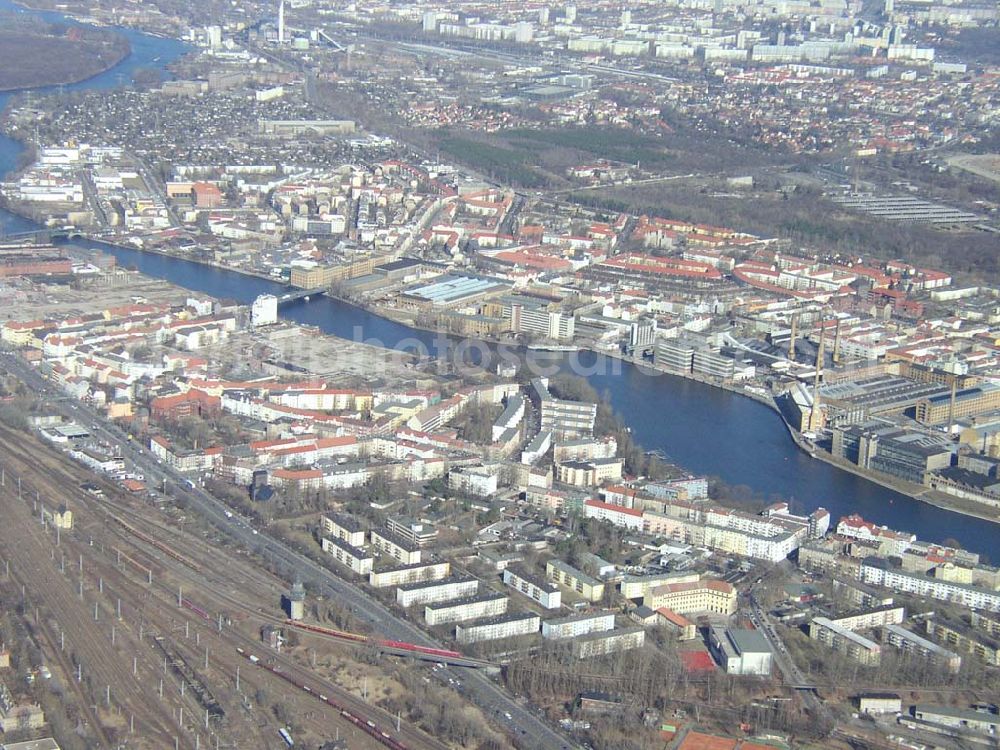 Aerial image Berlin - SCHÖNEWEIDE - Industriegebiet Nieder- und Oberschöneweide. 13.03.03