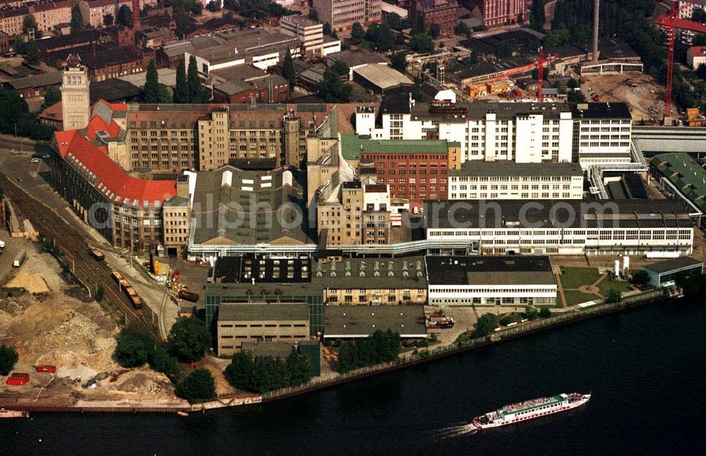 Aerial photograph Berlin - Industriegebiet Oberschöneweide