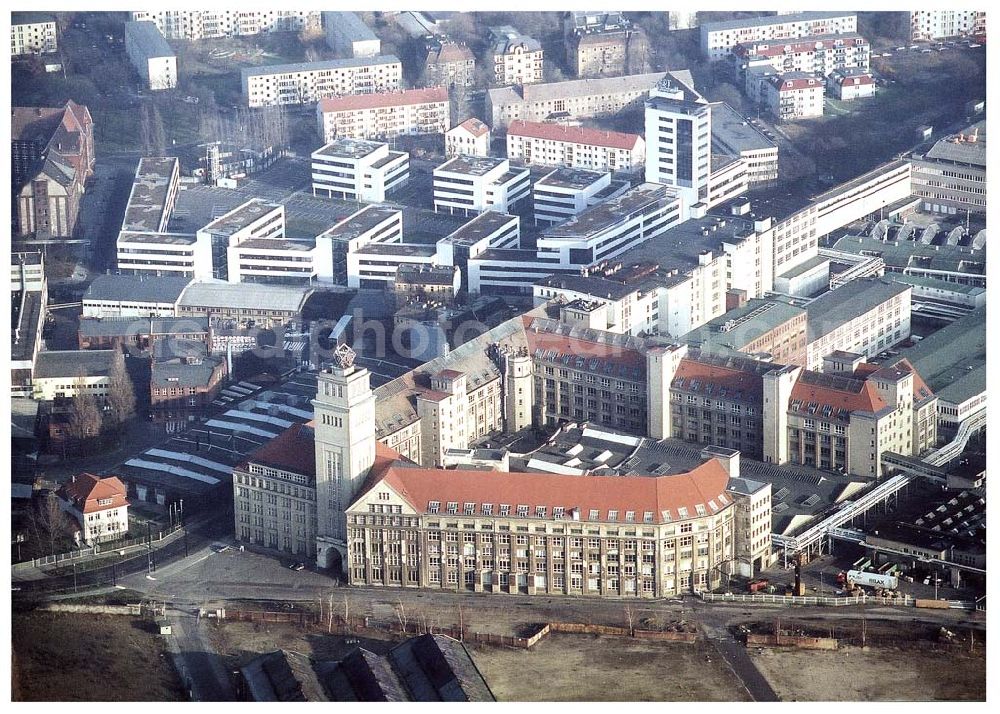 Berlin - Schöneweide from above - Industriegebiet Oberschöneweide mit dem Gelände des ehemaligen Werkes für Fernsehelektronik / SAMSUNG.