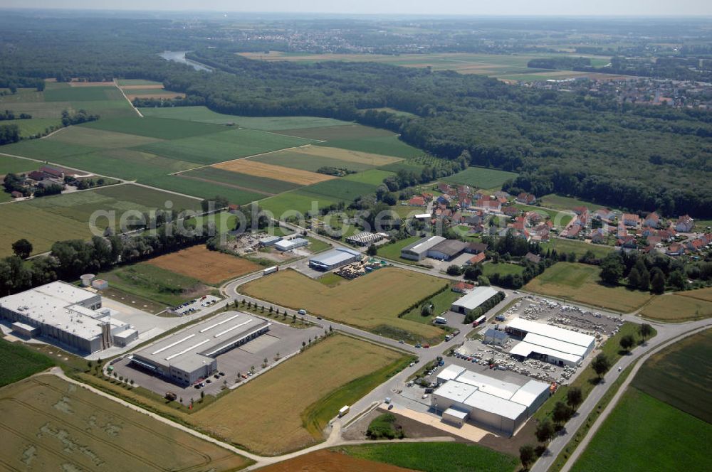 Leipheim from the bird's eye view: Industrie- und Gewerbeflächen im Industriegebiet Spinnmähder in Leipheim / Bayern. Vermietung / Verwaltung: Unternehmensgruppe Markus Gerold, An der Vaerstbrücke 1, 59425 Unna, Tel. +49(0)2303 25036-26, Fax +49(0)2303 25036-27, E-Mail: info@markus-gerold.de