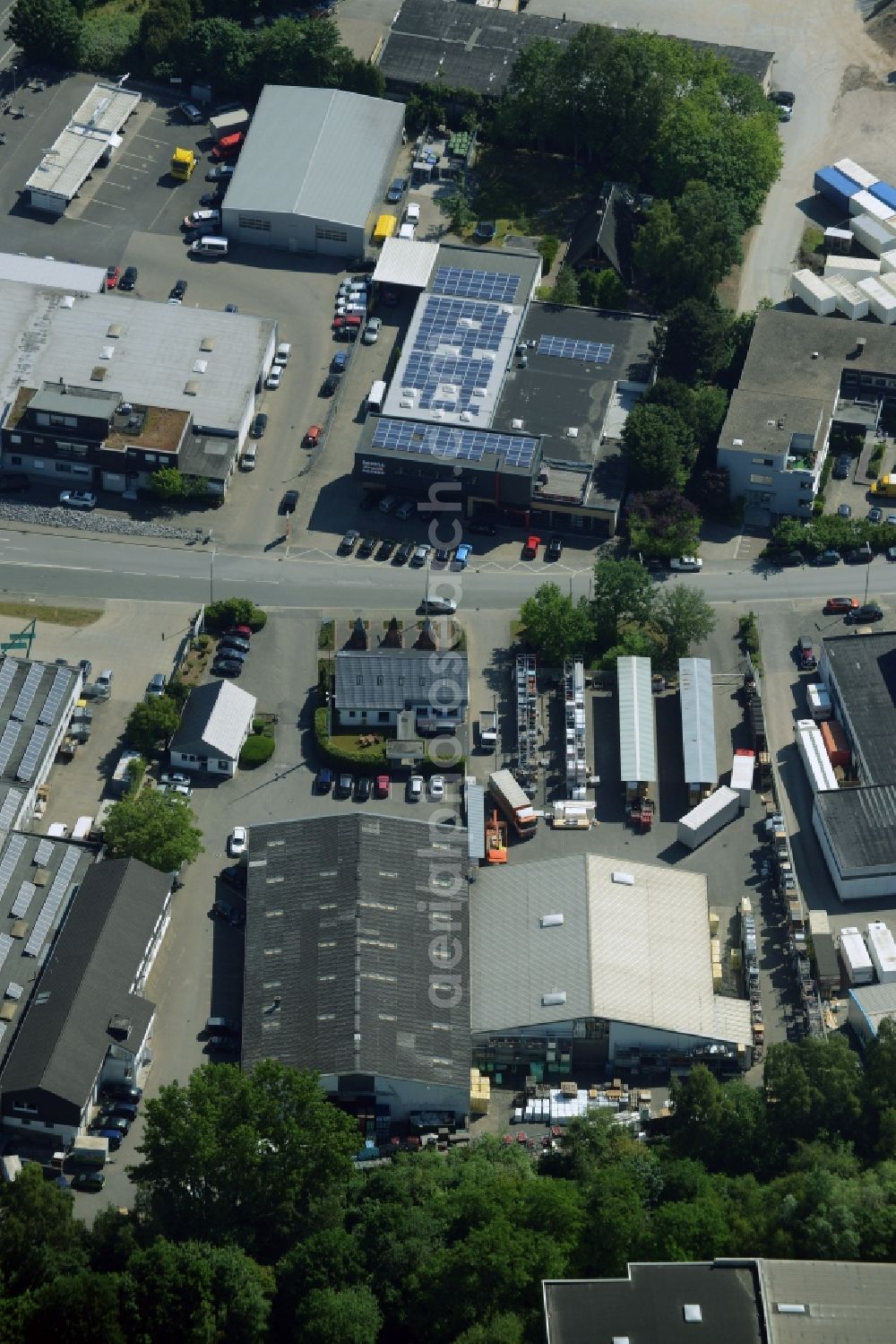 Kamen from the bird's eye view: Building industrial and commercial complex of Markus Gerold Group in Kamen in the state North Rhine-Westphalia