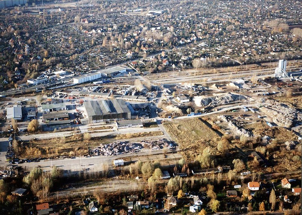 Berlin - Heinersdorf from above - Industriegelände an der Blankenburger Straße in Berlin Heinersdorf (zu Weißensee).