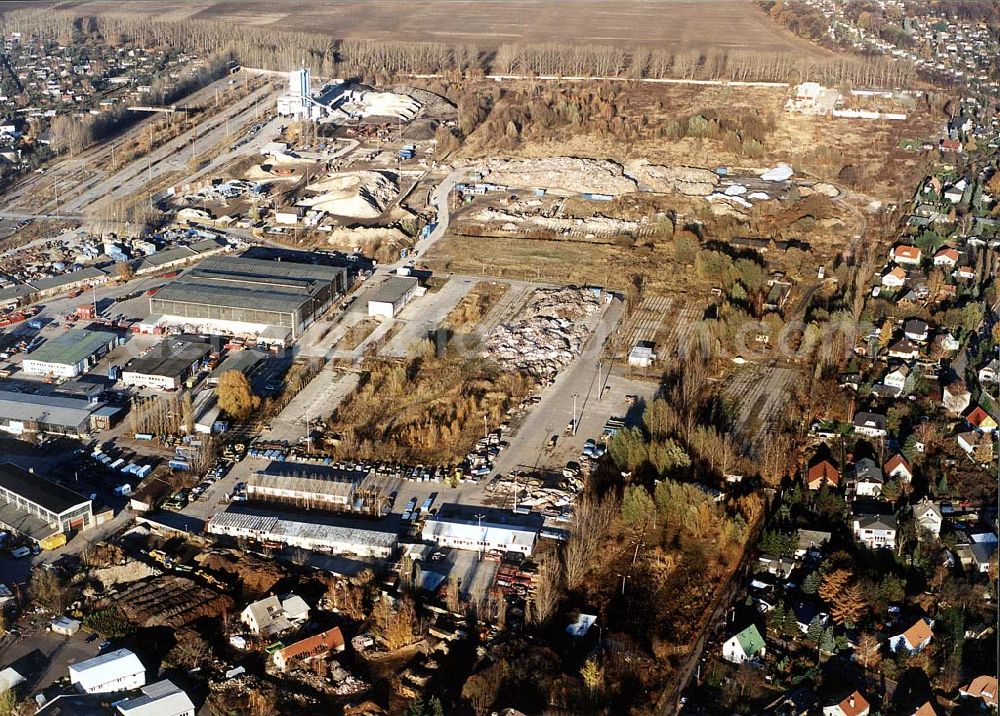 Berlin - Heinersdorf from above - Industriegelände an der Blankenburger Straße in Berlin Heinersdorf (zu Weißensee).