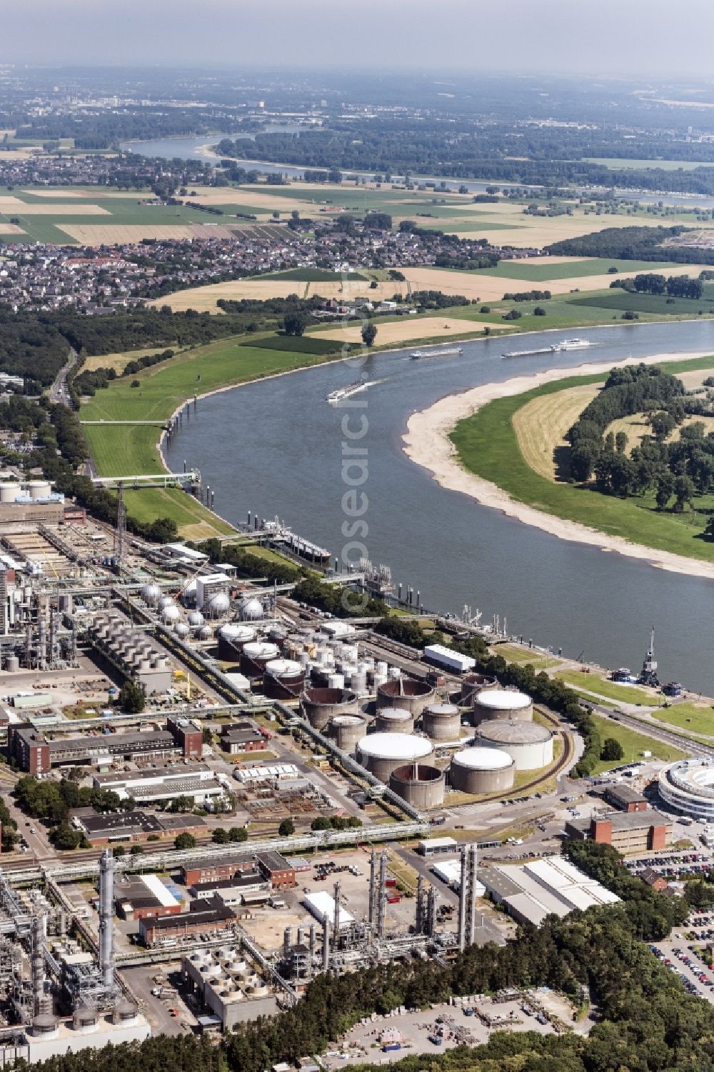 Aerial image Köln - Industrial site Chempark (formerly Bayer Dormagen or Dormagen site) in Dormagen, in North Rhine-Westphalia