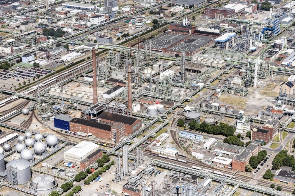 Aerial photograph Köln - Industrial site Chempark (formerly Bayer Dormagen or Dormagen site) in Dormagen, in North Rhine-Westphalia